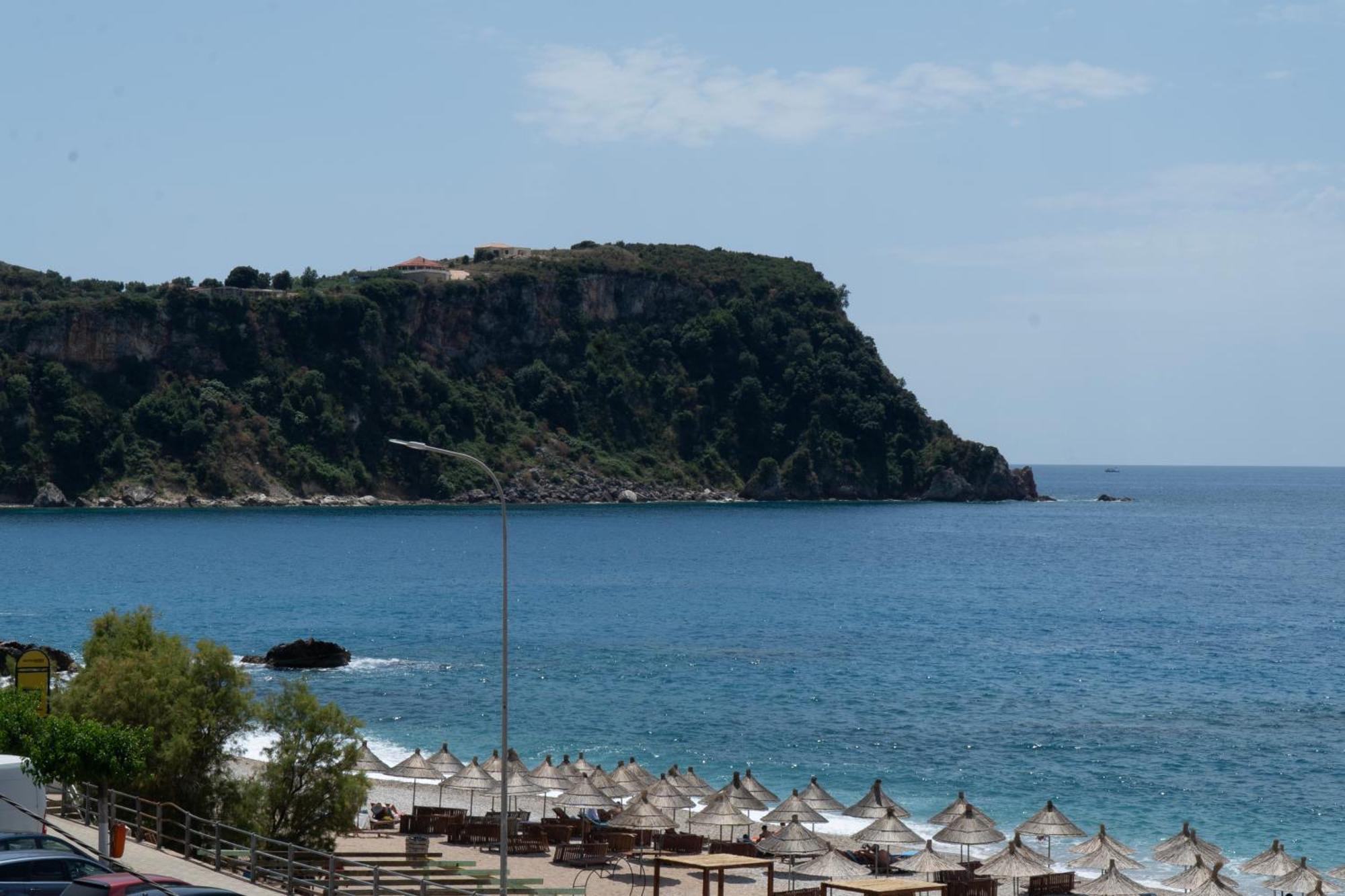 Rondo'S Hotel Himarë Exteriér fotografie