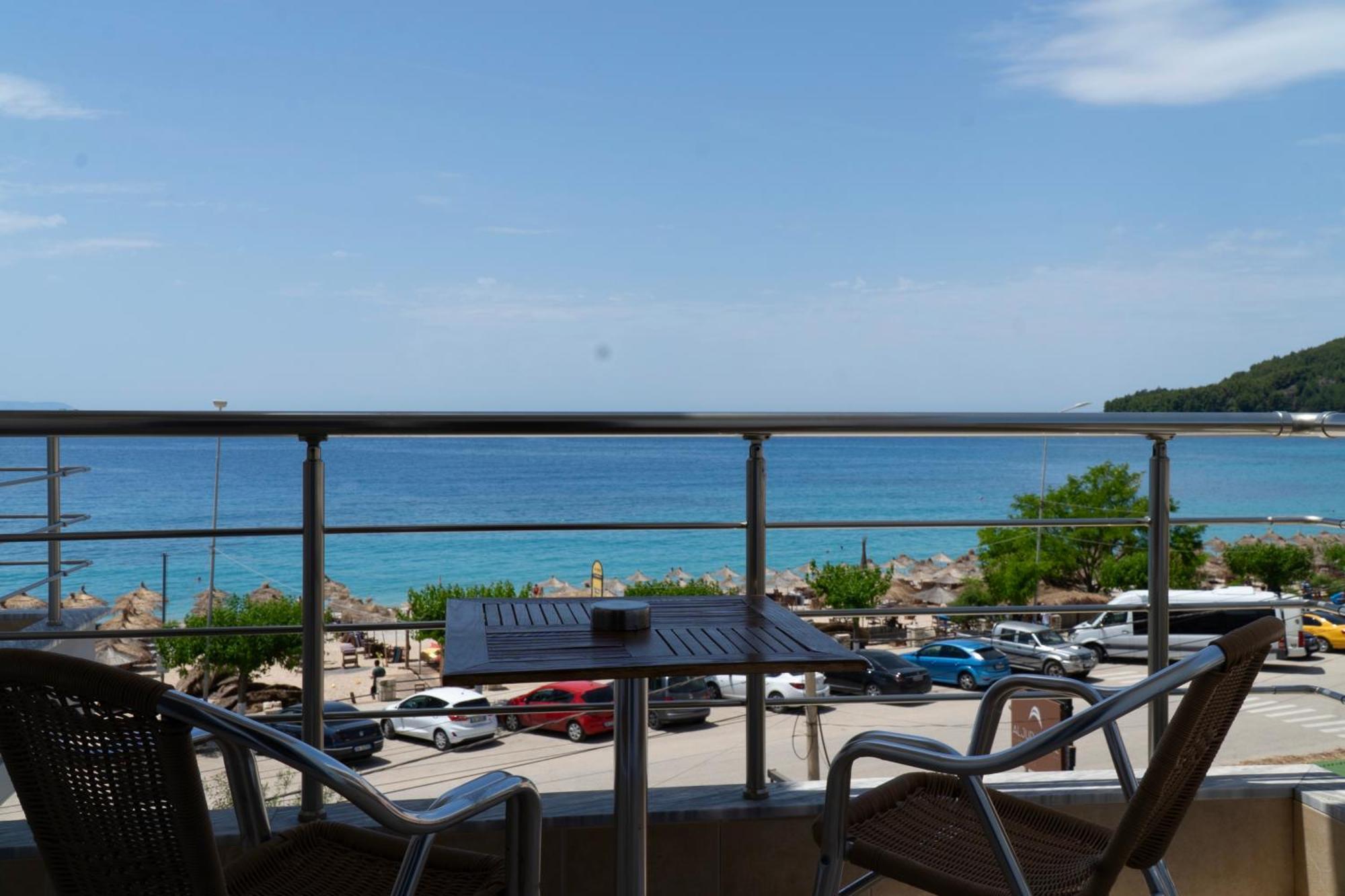 Rondo'S Hotel Himarë Exteriér fotografie